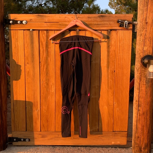 ZeroPoint Compression Leggings -Small Black & Pink - Picture 3 of 4